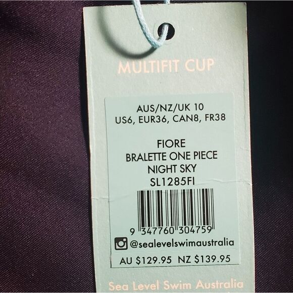 SEA LEVEL Floral Dark Navy floral Print Woman's One-Piece Swimsuit Sz 6 - Picture 5 of 7